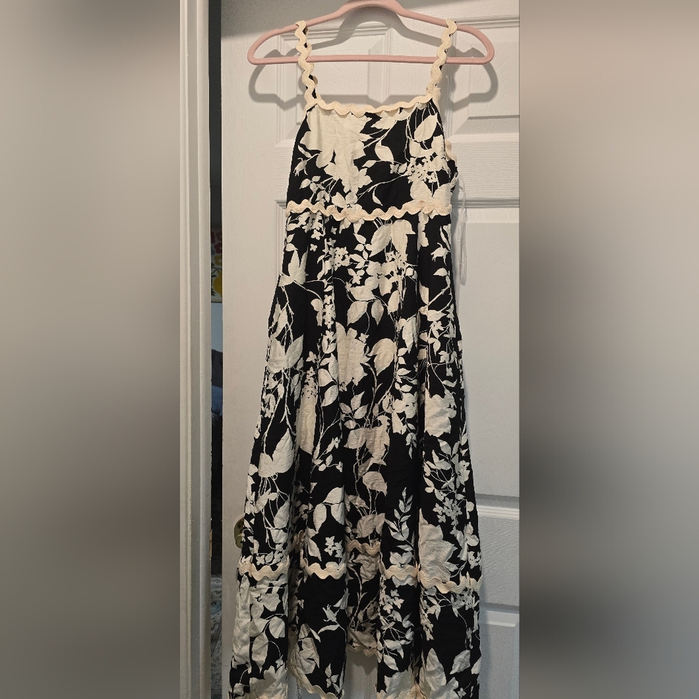 Entro Black and Cream Spaghetti Strap Maxi Dress